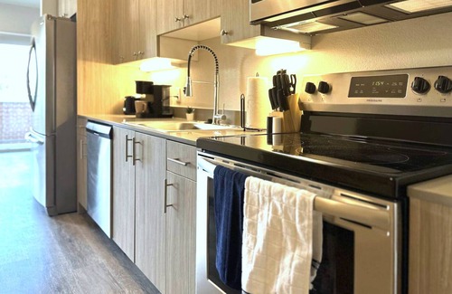 Uptown Apartment | Cozy 1BR Near Saint Joseph's
