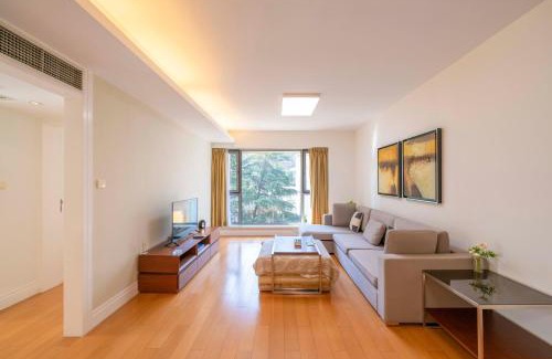 Xujiahui Apartment | Cozy 2 Bedroom 1 Living Apartment Yongxin Century Xujiahui