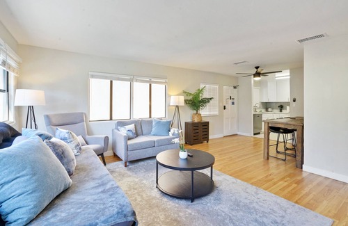 Downtown San Diego Apartment | Cozy 2-Bedroom Apartment in Downtown/Little Italy SD