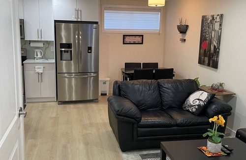 Cranston Apartment | Cozy 2 bedroom apartment in SE Calgary. Close to YMCA and hospital