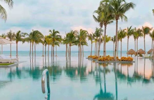 Playa Mujeres Apartment | Cozy 2-bedroom apartment in charming Cancun with AC, WiFi, fitness room