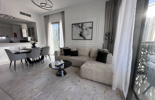 Dubai Apartment | Cozy 2-bedroom apartment with WiFi, AC in beautiful Dubai