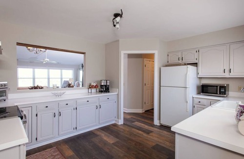 Roaring Gap Condo | Cozy 2-bedroom condo with stunning mountain and sunset views in Roaring Gap, NC.