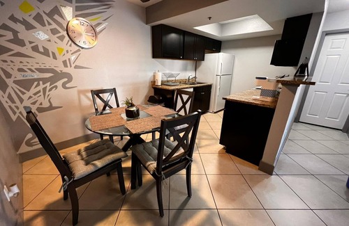 Las Vegas Condo | Cozy 2-bedroom condo with AC, WiFi in wonderful Las Vegas with strip view