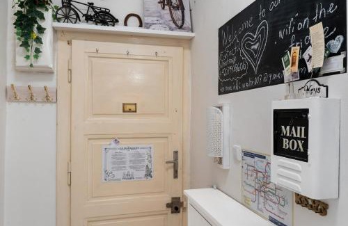 Prague 6 Apartment | Cozy 2 Bedroom Flat in Prague