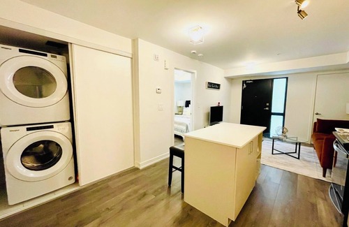 Victoria Village House | Cozy 2 Bedroom townhome in Toronto!