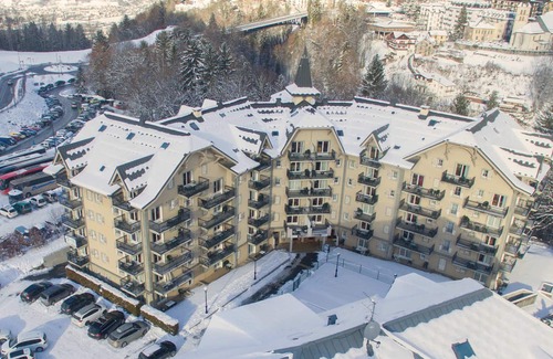 Saint-Gervais-les-Bains Apartment | Cozy 2-Room Cabin Apartment, Sleeps 6, Near Ski Lift with Pool and Ski Locker