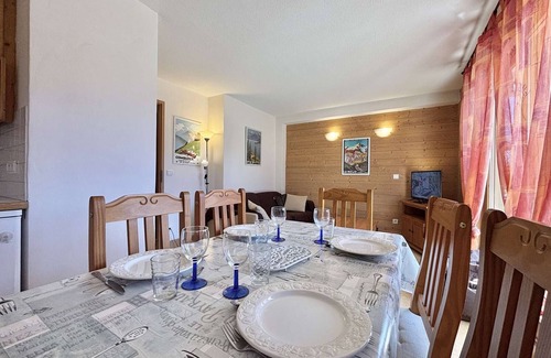 Crest-Voland Apartment | Cozy 2-room apartment in Crest-Voland - 4 people