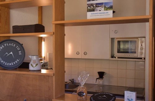 Montgenevre Apartment | Cozy 2-room apartment at the foot of the slopes with parking and ski locker