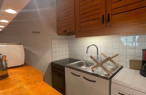 Meribel Centre Apartment | Cozy 2-Room Apartment with Mezzanine for 6 in Central Méribel, Near Shops, West-Facing Balcony