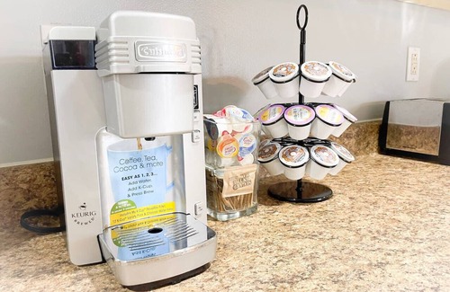 Franklin Apartment | Cozy 2BR with private parking