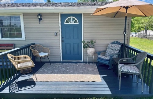 Hannibal House | Cozy 3 bed, 2 bath home close to historic downtown Hannibal