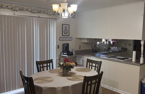 Gracewood House | Cozy 3-Bedroom, 2-Bath Home in Augusta, GA – WiFi, A/C & 65” TVs in Every Room!