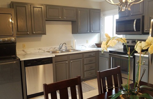 Tiffin House | Cozy 3 Bedroom Ranch No steps