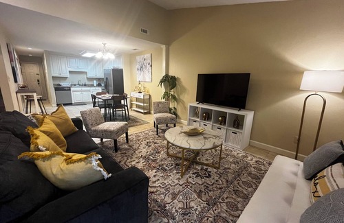 Valdosta House | Cozy 3-bedroom Townhouse in Valdosta w/ameneties