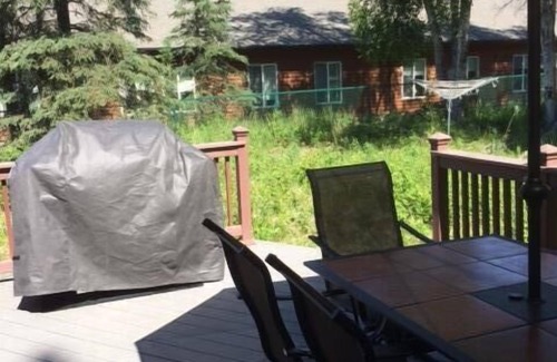 Soldotna House | Cozy 3 Br/2.5 Ba Home In The Middle Of Soldotna With Great Access To Everything!