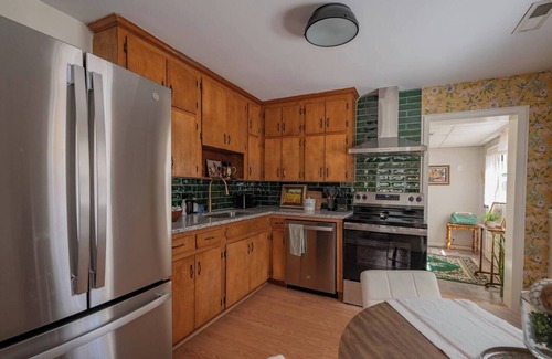 Lynchburg House | Cozy 3BR Home | KING Bed | ONLY 8-Min to LU!