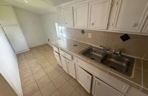 North Houston House | Cozy 3BR WiFi+Free Parking Near IAH-DT- #PASS