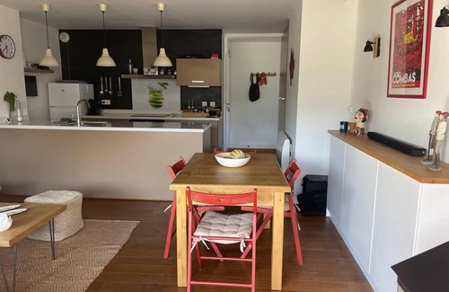 Saillagouse Apartment | Cozy 4-person apartment with wifi parking heated pool 20 minutes from the slopes