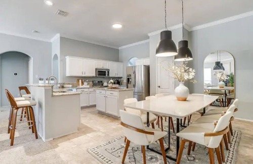 Granbury House | Cozy 4B/2B & Game Room, Minutes from Downtown