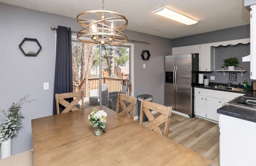 Des Moines House | Cozy 4br Home - Close To Downtown!