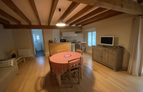 La Roche-Posay Apartment | Cozy 70m² apartment with WIFI near Saint Roch hot springs