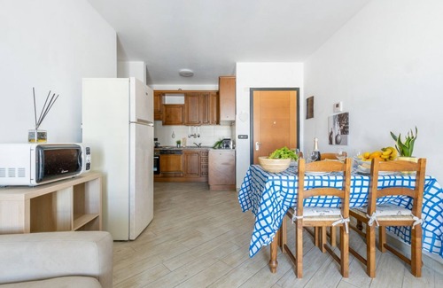 Pisa Apartment | Cozy 86 sqm apartment, able to comfortably accommodate up to 4 people, located on the third floor of a building with lift.The property, located in a quiet residential area, is about 2 km from Piazza Vittorio Emanuele II and the center of Pisa, with all i