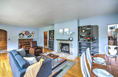 Chesterton House | Cozy Abode ~ 3 Mi to Indiana Dunes Nat'l Park