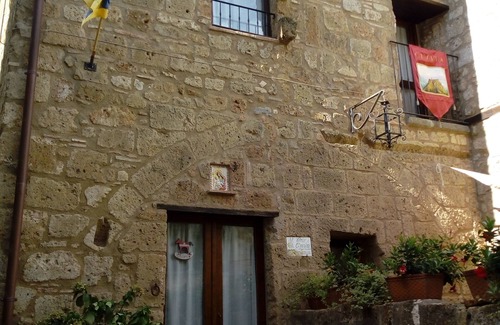 Bagnoregio Apartment | Cozy Accommodation in a Fantastic Hamlet