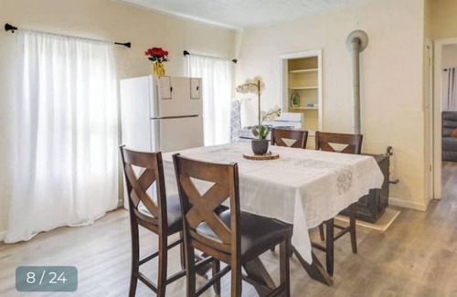 Worcester House | Cozy Adventure filled Escapenn