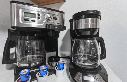 West San Antonio House | Cozy Airman's Retreat, BMT 4 mi to Lackland AFB!