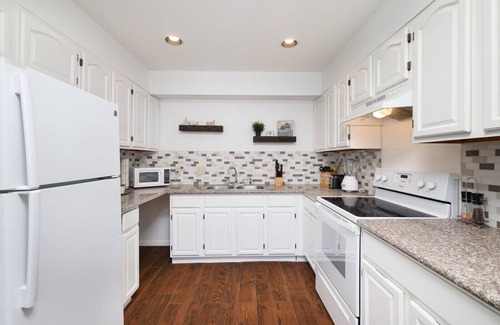 Alamo Heights House | Cozy Alamo Heights Townhomen.