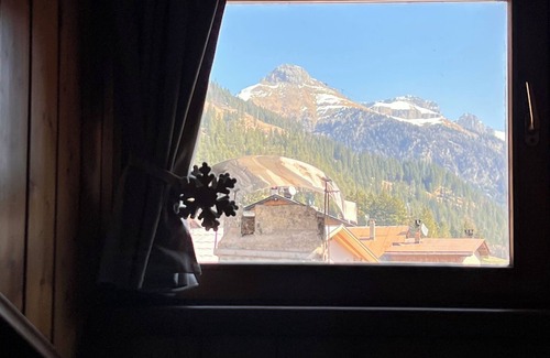 Mazzin Apartment | Cozy alpine-style home for 6 guests in the heart of the Trentino Dolomites