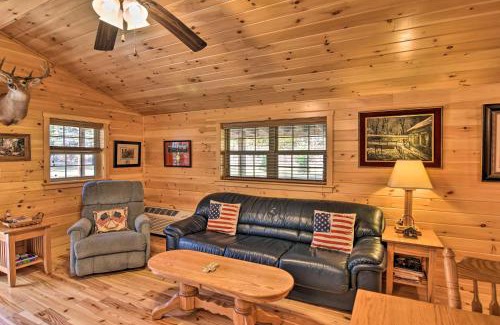 St George House | Cozy Anchors Away Cabin Hideaway with Fire Pit!