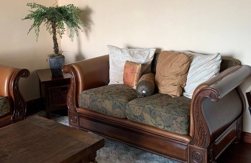 Hollywood Condo | Cozy and Elegant Beach Condo in Oxnard