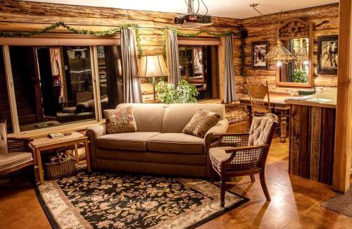 Livingston House | Cozy and Intimate Cabin Rental near Livingston for a Romantic Getaway in Montana