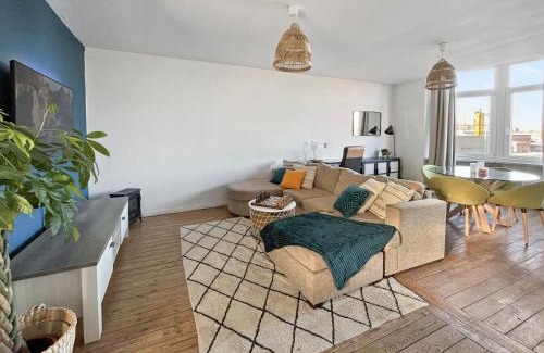 Zurenborg Apartment | Cozy Antwerp - Zurenborg Skyline