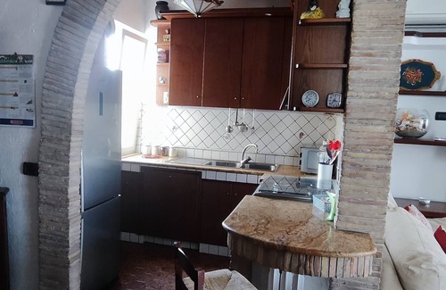 San Felice Circeo Apartment | Cozy apartment with parking, close to the sea and center