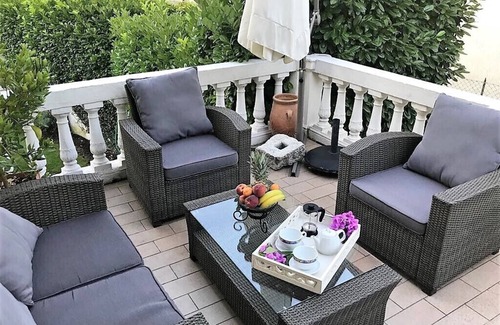 Toscolano Maderno Apartment | Cozy Apartment in Single House. Breakfast service not included