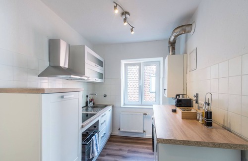 Innenstadt - Sankt Ulrich-Dom Apartment | Cozy apartment directly on Königsplatz l 8 people l Table football + projector