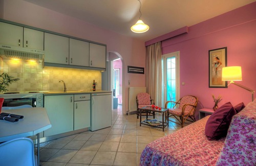 Agios Dimitrios Apartment | Cozy Apartment Amoudara Heraklion Crera-4