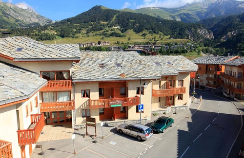 Aussois Apartment | Cozy apartment in Aussois, 6 people, parking included