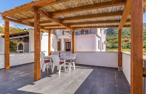 Baska Apartment | Cozy apartment in Baska with swimming pool