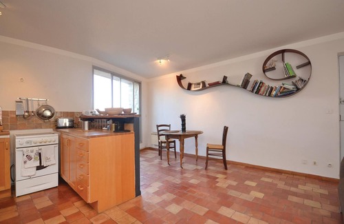 Bonnieux Apartment | Cozy apartment in Bonnieux with kitchen