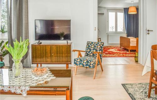 Darlowko Apartment | Cozy Apartment In Darlowo With Wifi