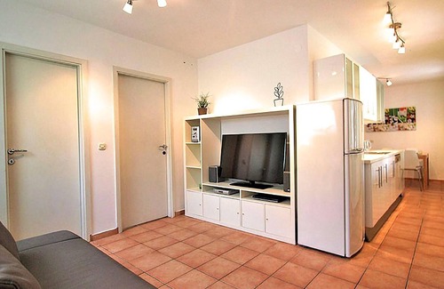 Cesarica Apartment | Cozy apartment in Ribarica with WiFi