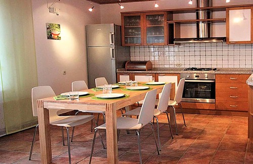 Cesarica Apartment | Cozy apartment in Ribarica with WiFi