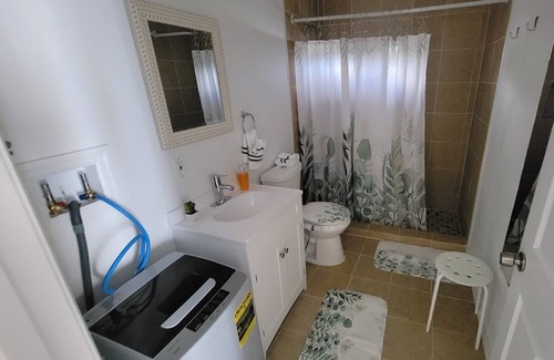 Orlando Apartment | Cozy Apartment in S Orlando, approx. 20 minutes away from Disney and Universal.
