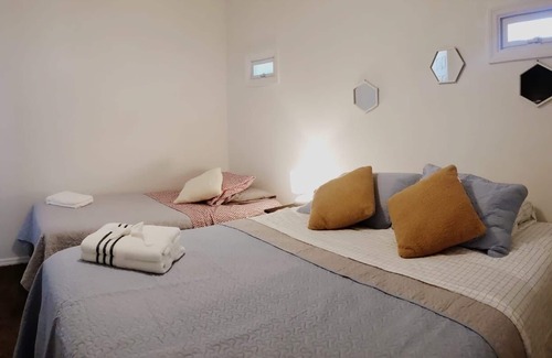 Orlando Apartment | Cozy Apartment in S Orlando, approx. 20 minutes away from Disney and Universal.