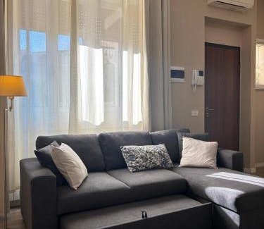 Milan Apartment | Cozy Apartment in via Canonica